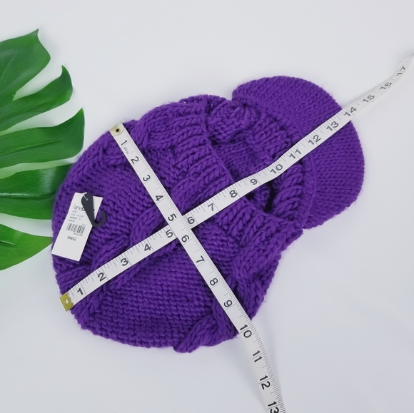 Lane Bryant Cable Knit Visor Beret Cap Hat - Picture 2 of 5